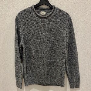 L.L. Bean Men's Heather Gray Crewneck Knit Sweater, size Large-Regular